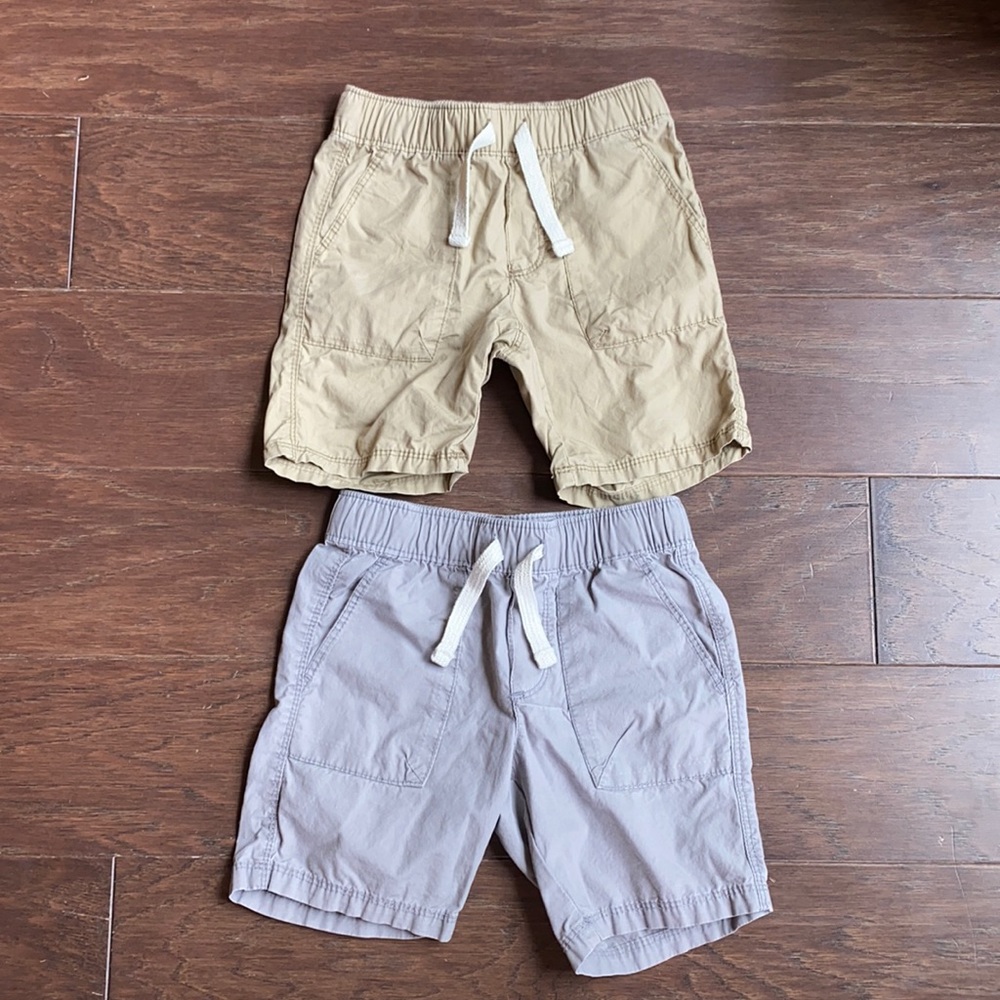 Set of 2 Old Navy shorts